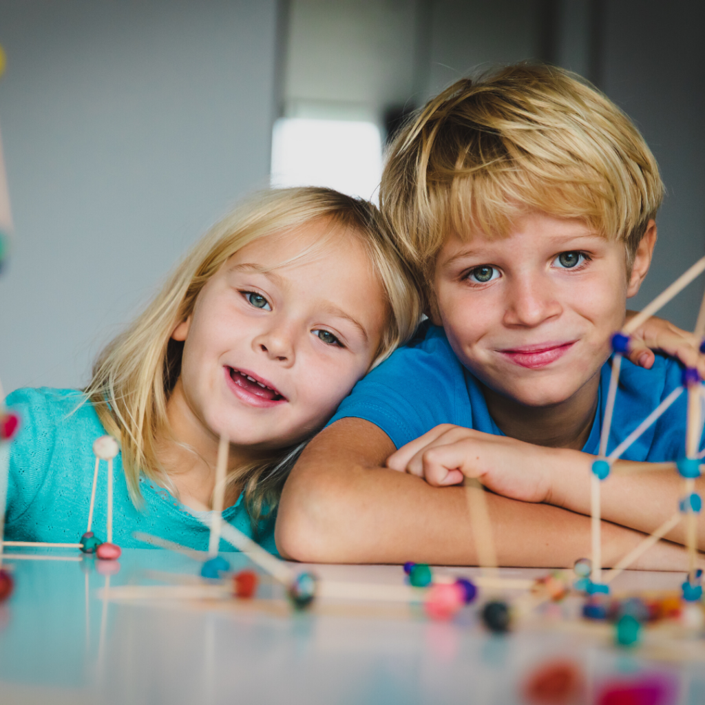 STEM kits for girls and boys are an inexpensive alternative to summer camp and can provide hours of play plus a great learning experience too!